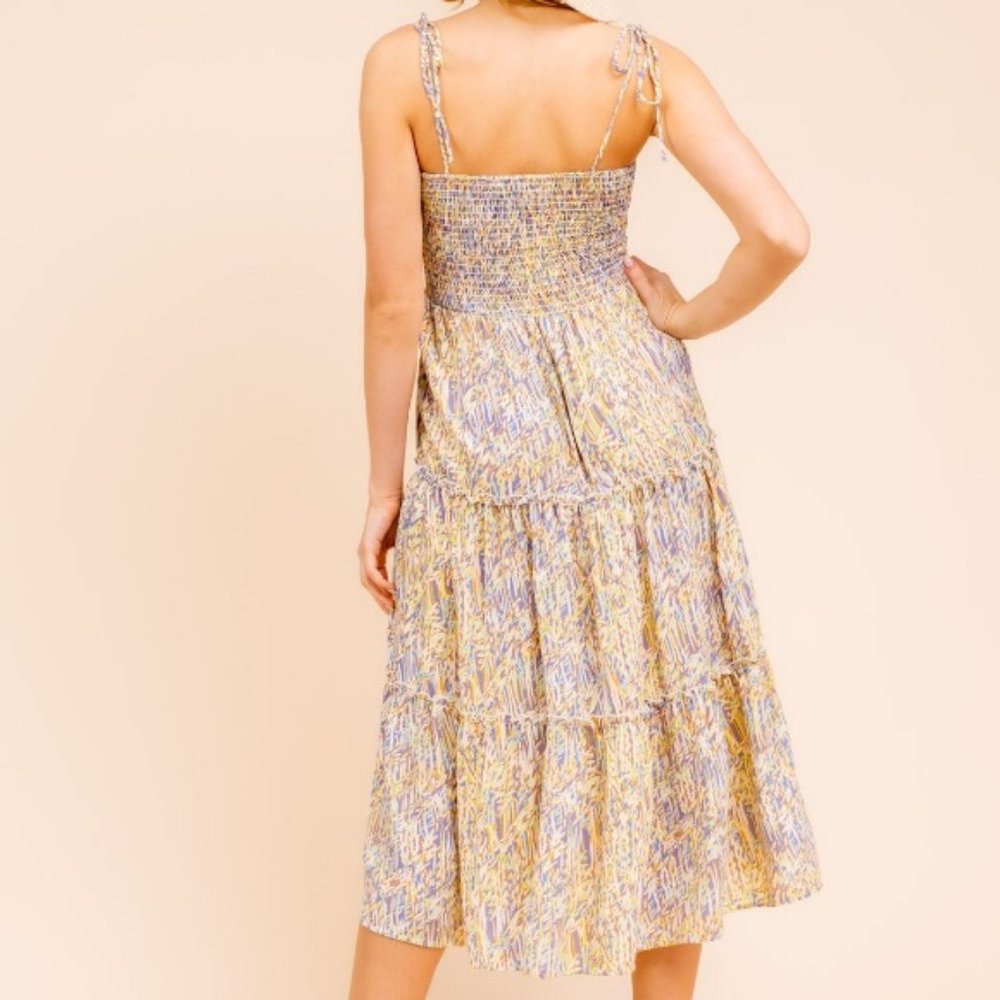 Abstract Leaf Floral Print Tiered Midi Dress - Picture 2 of 10